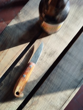 ti couteau.jpg